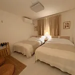 Urbanic Stay